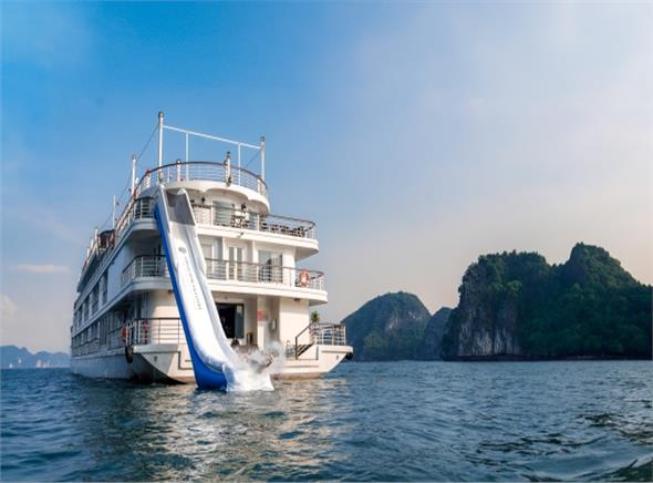 Chương trình 3 ngày 2 đêm trên du thuyền Ambassador Signature